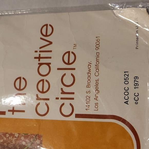 Crewel Embroidery Kit NEW - Picture 3 of 6